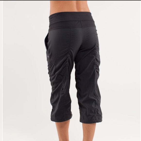 Lululemon Studio Crop - Picture 4 of 7